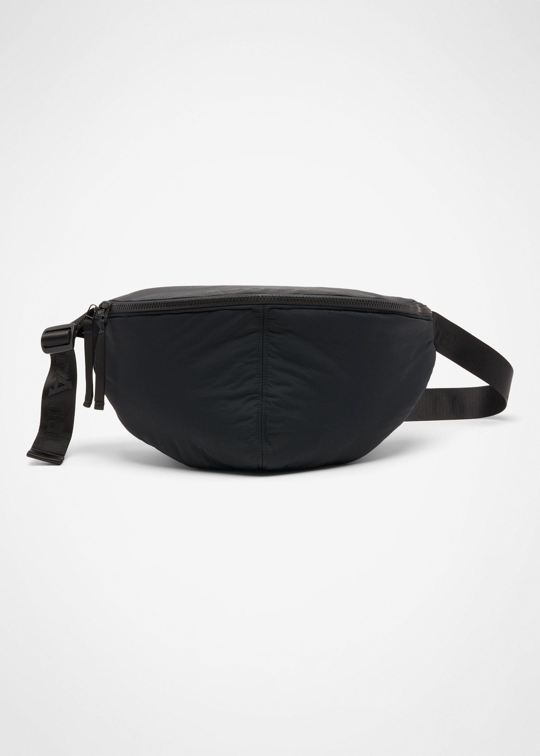 Gender Neutral prAna On The Go Bag - Black