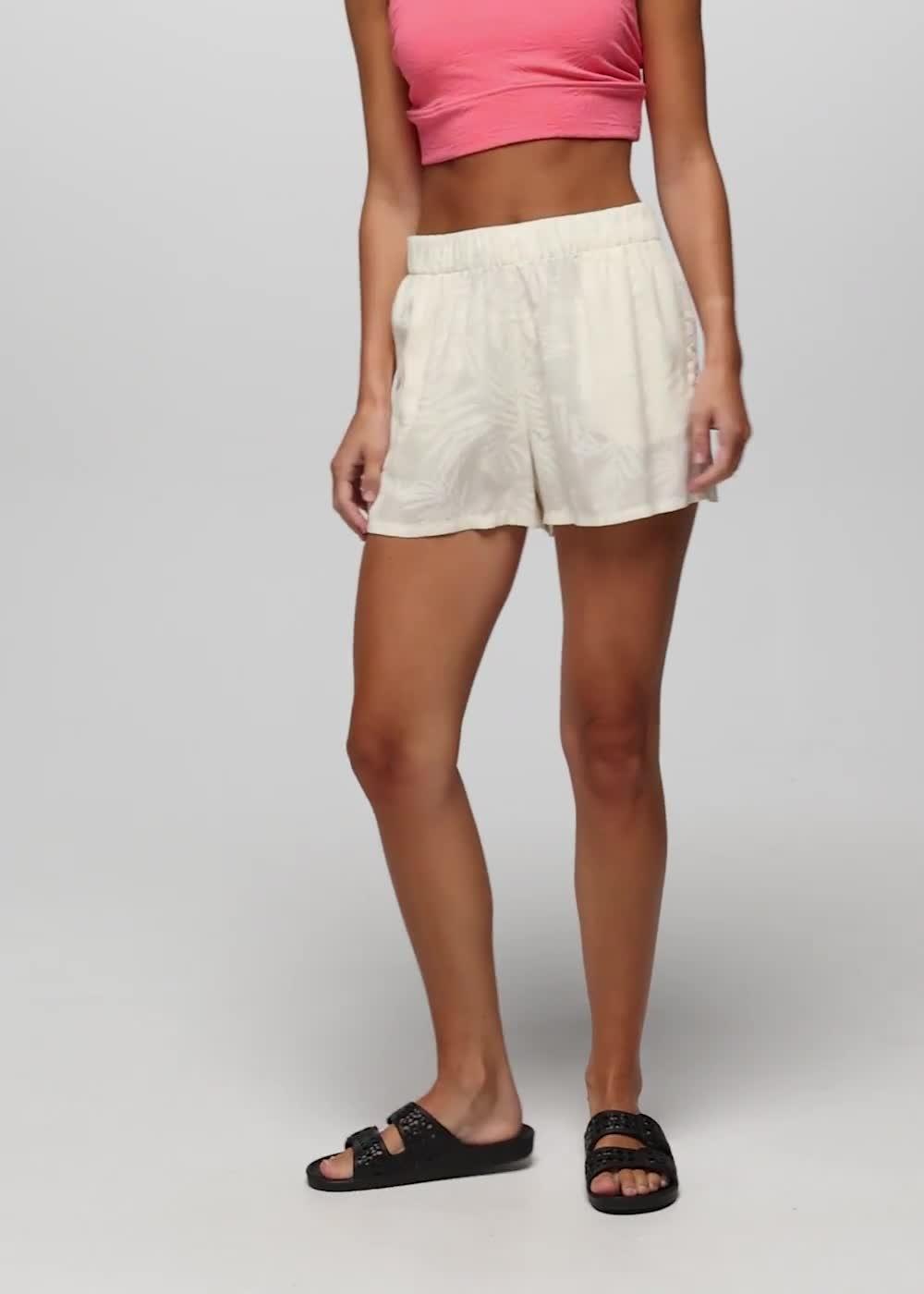 The Bahamas Short, Color: Beach Pebble Palms